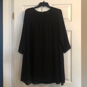 flowy oversized H&M dress